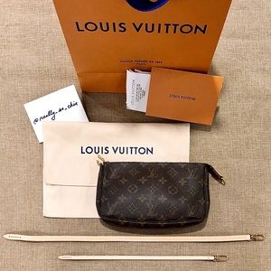 Louis Vuitton Pochette Accessories Bundle